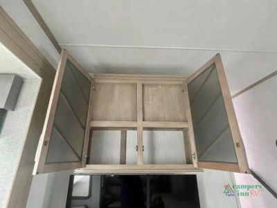 2026 Grand Design Momentum G-Class — photo 15 view