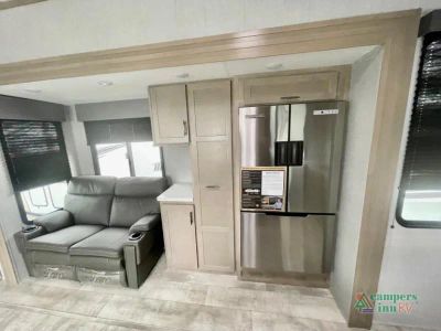 2026 Grand Design Momentum G-Class — photo 20 view