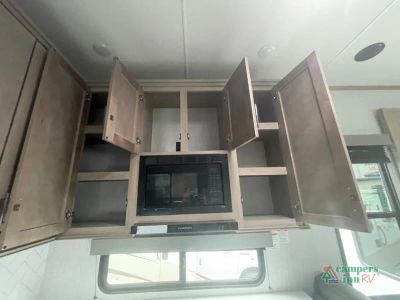 2026 Grand Design Momentum G-Class — photo 27 view
