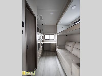 2024 Grand Design Influence - Photo 45