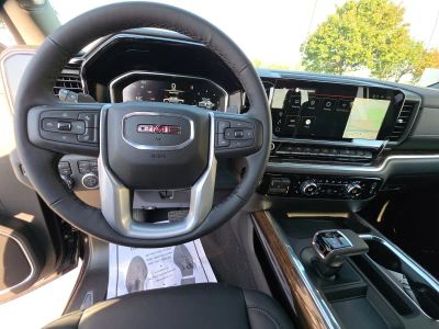 2026 GMC Sierra 1500 — photo 8 view
