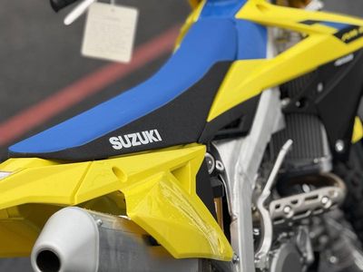 2026 Suzuki RM-Z450 - Photo 12