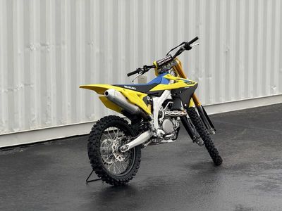 2026 Suzuki RM-Z450 - Photo 3