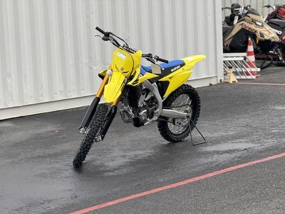 2026 Suzuki RM-Z450 - Photo 2