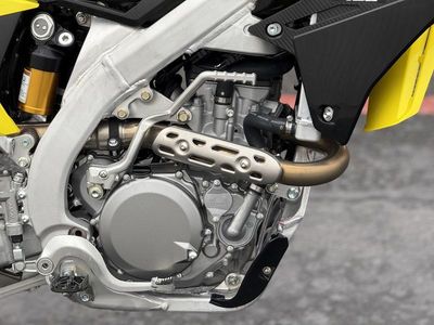 2026 Suzuki RM-Z450 - Photo 10
