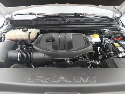 2025 Ram 1500 — photo 9 view
