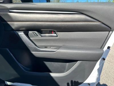 2025 Mazda CX-50 - Photo 34