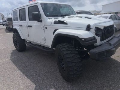 2024 Jeep Wrangler — photo 10 view