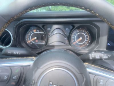 2024 Jeep Wrangler — photo 16 view