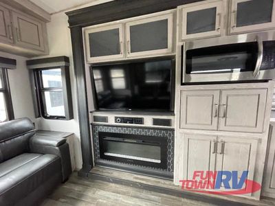 2022 Keystone RV Avalanche - Photo 21
