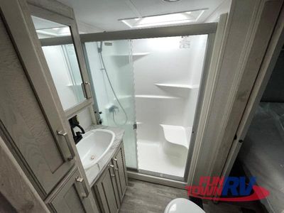 2022 Keystone RV Avalanche - Photo 23