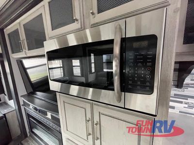 2022 Keystone RV Avalanche - Photo 16