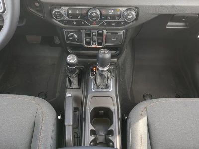 2026 Jeep Wrangler — photo 20 view