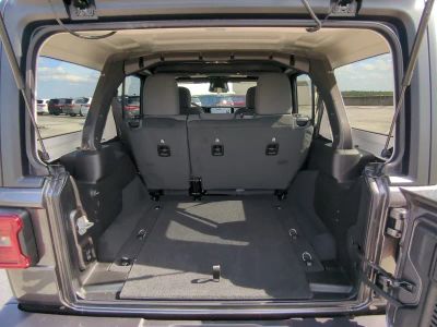 2026 Jeep Wrangler — photo 14 view