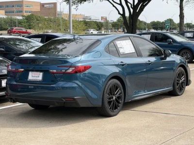 2026 Toyota Camry - Photo 4