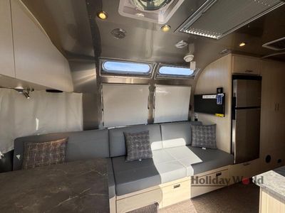 2026 Airstream Flying Cloud - Photo 10