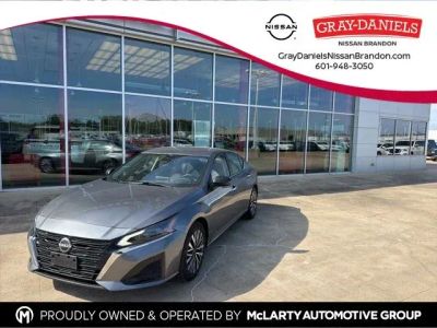 2024 Nissan Altima - Photo 1