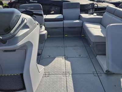 2025 Sea-Doo Switch Sport Compact - 170 hp Painted - Photo 5