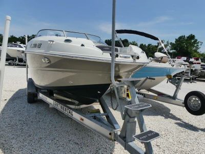 2016 Stingray 214LR (OB) — side profile view