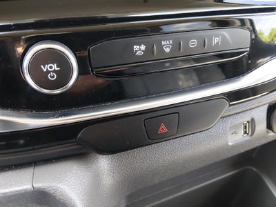 2024 Ford Transit Passenger Wagon - Photo 21