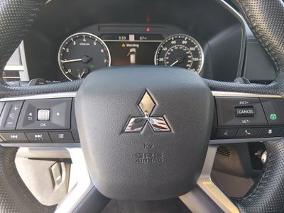 2024 Mitsubishi Outlander - Photo 12