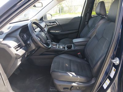 2024 Mitsubishi Outlander - Photo 20