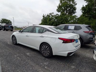 2023 Nissan Altima - Photo 2