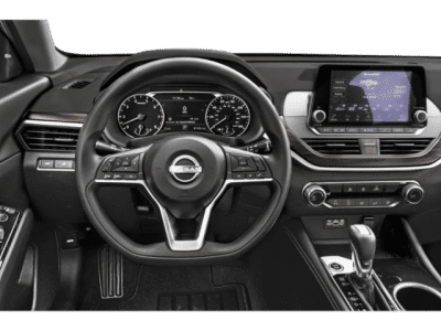 2023 Nissan Altima - Photo 11