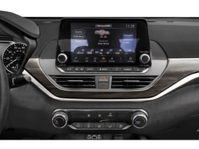 2023 Nissan Altima - Photo 14