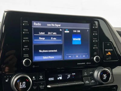 2022 Toyota Highlander — photo 24 view