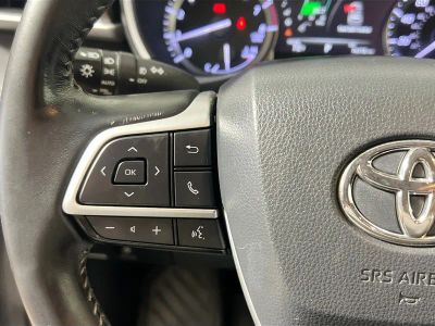2022 Toyota Highlander — photo 16 view
