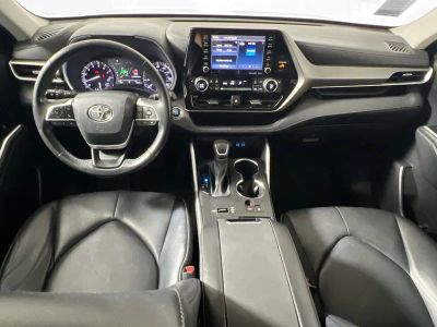 2022 Toyota Highlander — photo 26 view