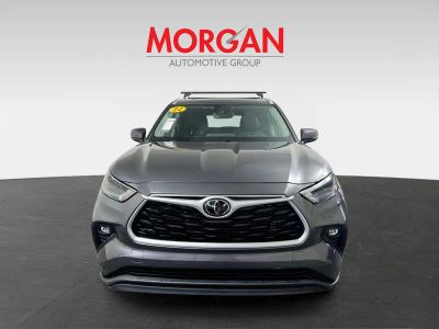 2022 Toyota Highlander — photo 8 view