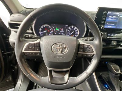 2022 Toyota Highlander — photo 15 view