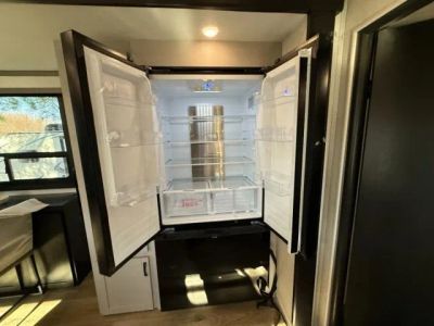 2026 Jayco Seismic Toy Hauler - Photo 10