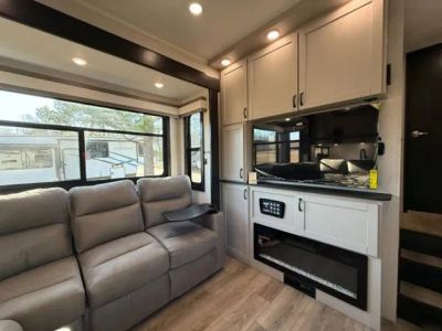 2026 Jayco Seismic Toy Hauler - Photo 14