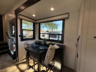 2026 Jayco Seismic Toy Hauler - Photo 11