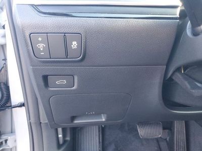 2025 Kia K5 - Photo 10