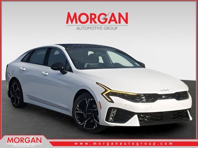 2025 Kia K5 - Photo 1