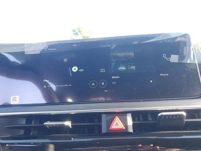 2025 Kia K5 - Photo 15