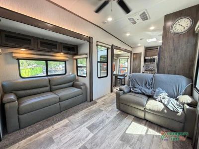 2020 Forest River RV Sandpiper — photo 9 view