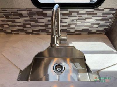 2020 Forest River RV Sandpiper — photo 16 view