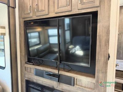 2020 Forest River RV Sandpiper — photo 21 view