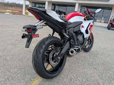2026 Yamaha YZF-R7 70th Anniversary Edition - Photo 8