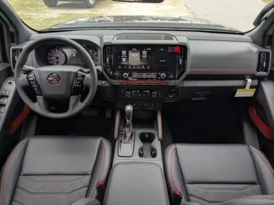 2026 Nissan Frontier — photo 14 view