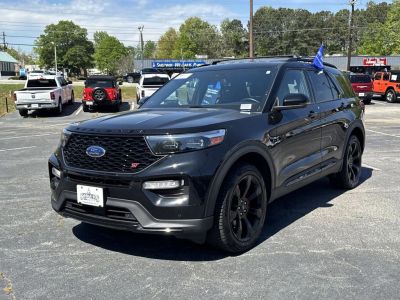 2023 Ford Explorer - Photo 3
