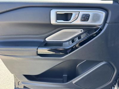 2023 Ford Explorer - Photo 10
