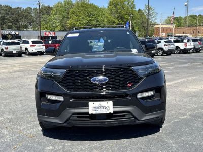 2023 Ford Explorer - Photo 2
