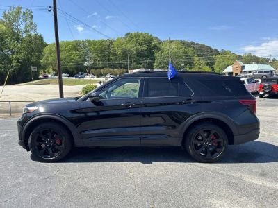 2023 Ford Explorer - Photo 4