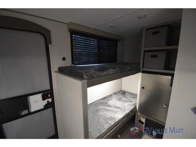 2026 Coachmen RV Catalina Summit Series 7 - Photo 10